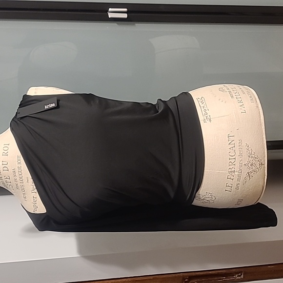 NWT Revolve KRISA one sleeve blouse in black XS - Picture 3 of 7